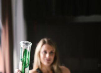 Jak wybrać bongo i na co zwrócić uwagę przed zakupem akcesoriów? bongo